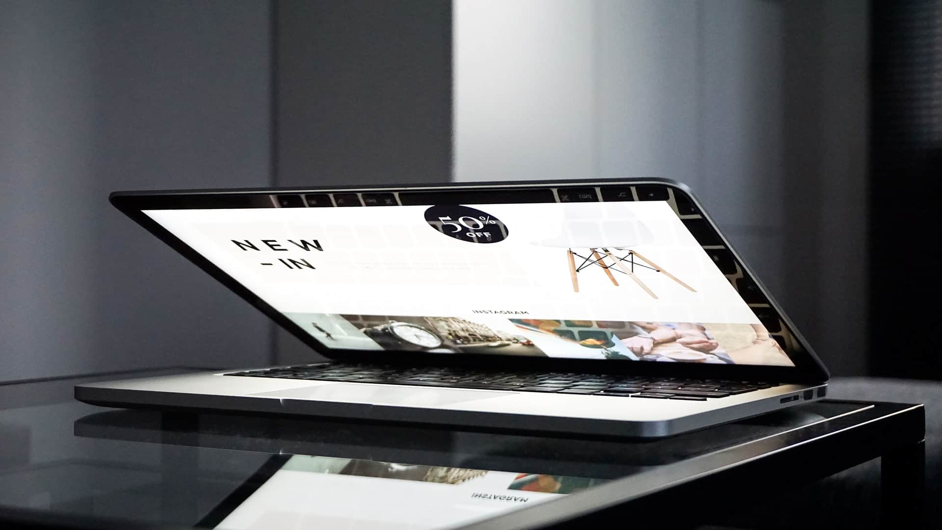 Pros and Cons of a Highly Detailed Website Design