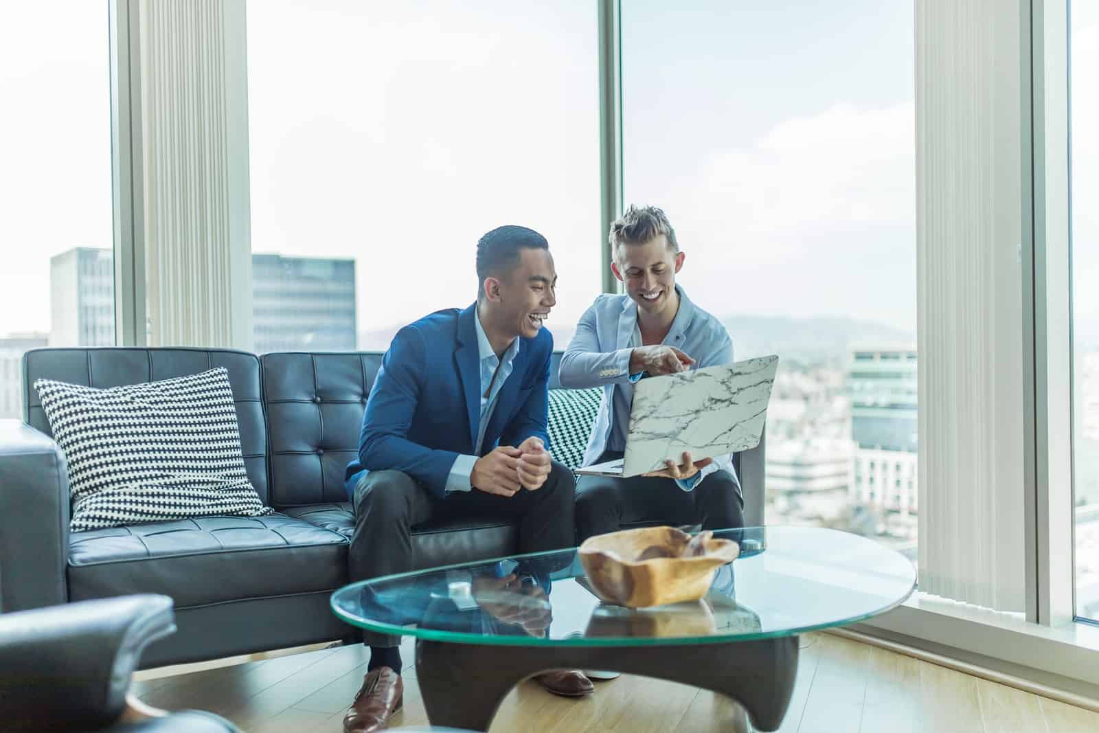 How to estimate and sell a SaaS business in 2022