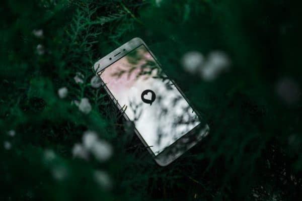 Mobile Online Dating