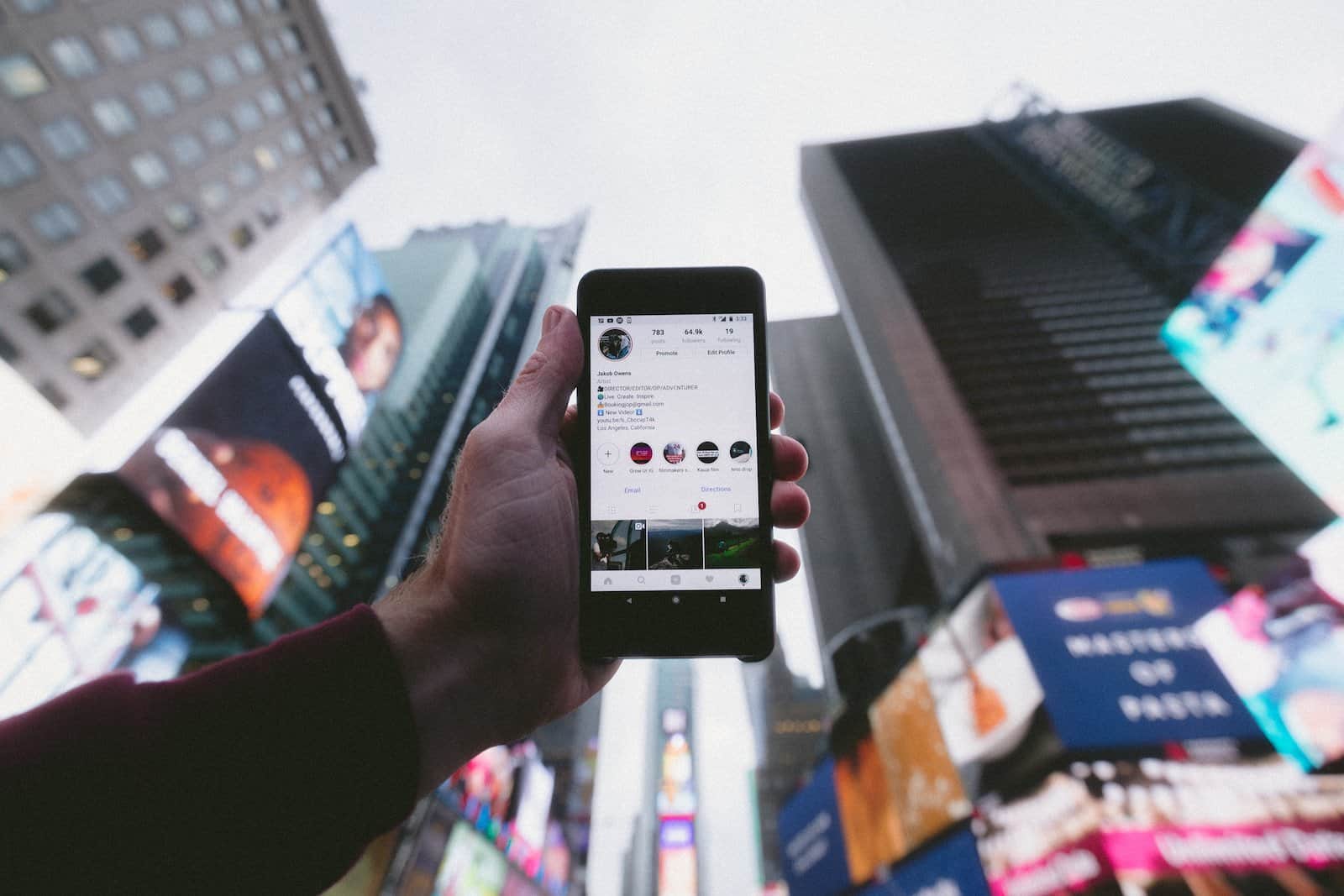 How Your Website and Social Media Can Work Together to Build a Stronger Brand
