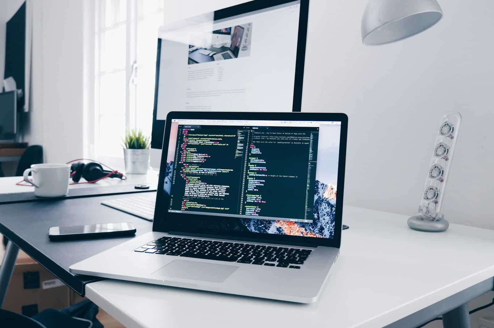 Bridging the Gap between Web Design and Bitcoin Revolution in the Digital Age