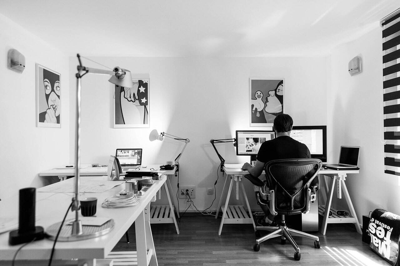 Reconversion vers le développement web et mobile : changer de voie