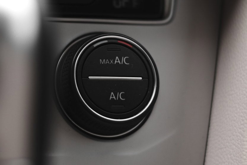 UX et automobile : comment les plateformes de garage repensent la réservation d&rsquo;une recharge clim voiture