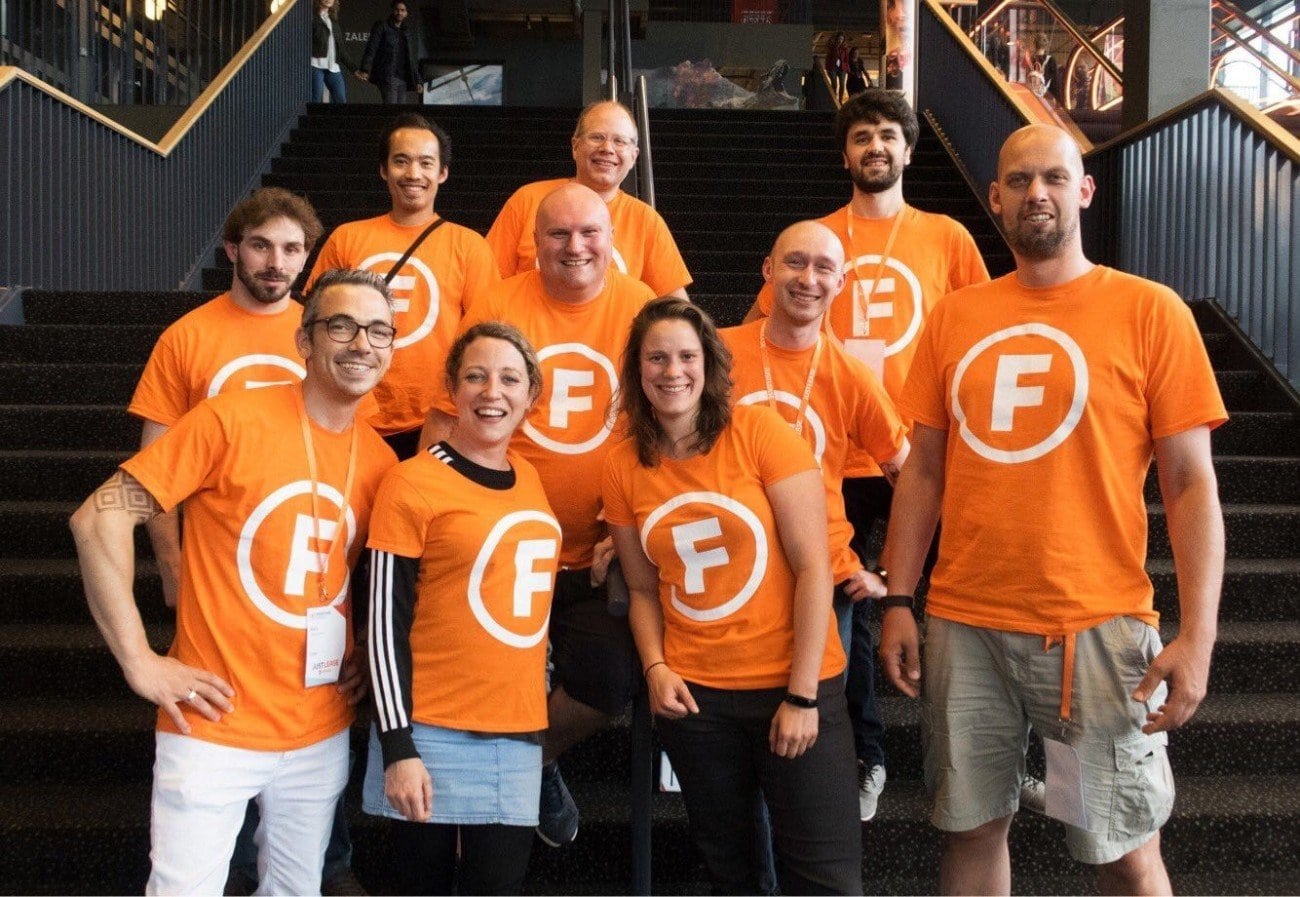 Frontend United Image