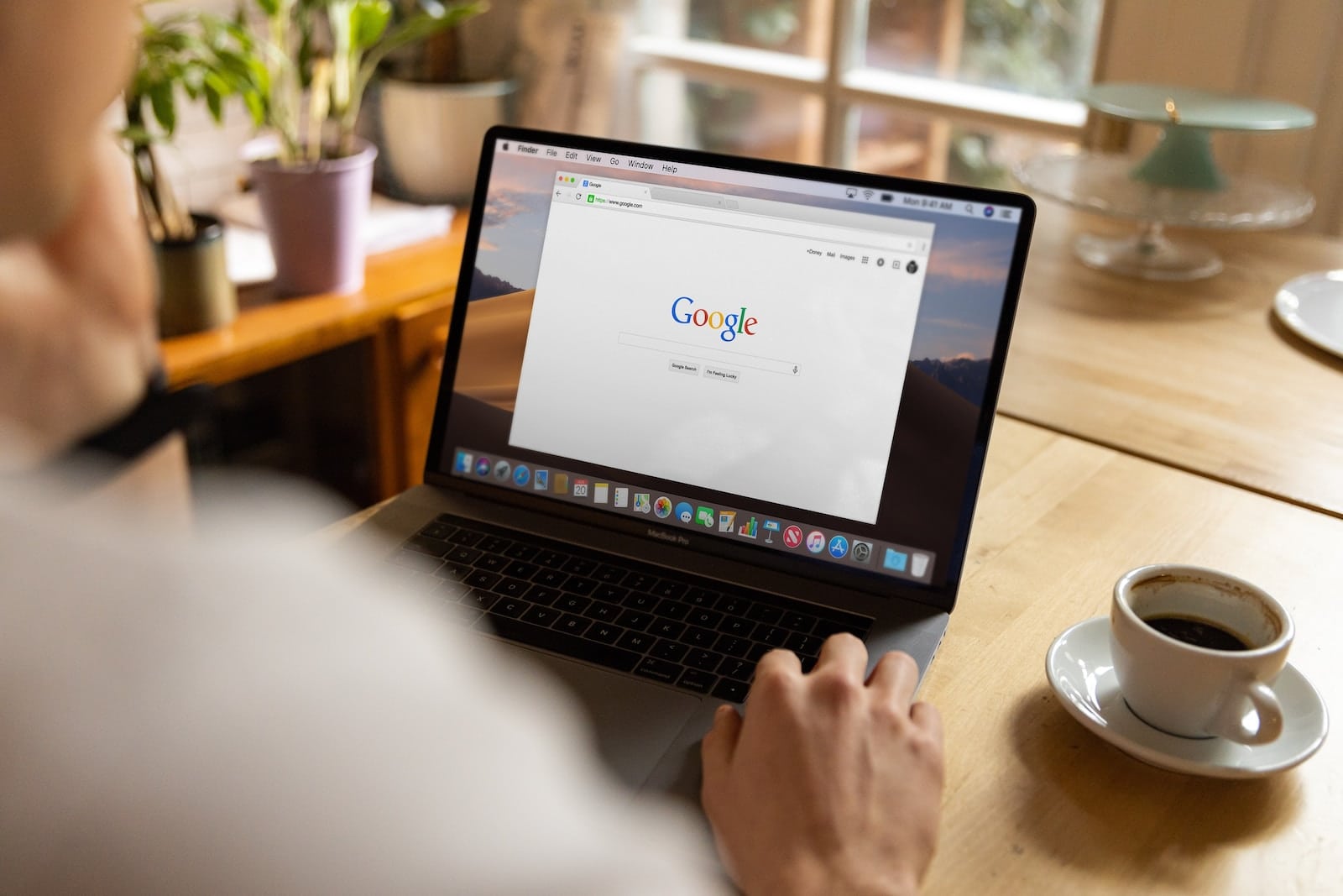 Google Encourages Performance Max Upgrade for DSA & GDA
