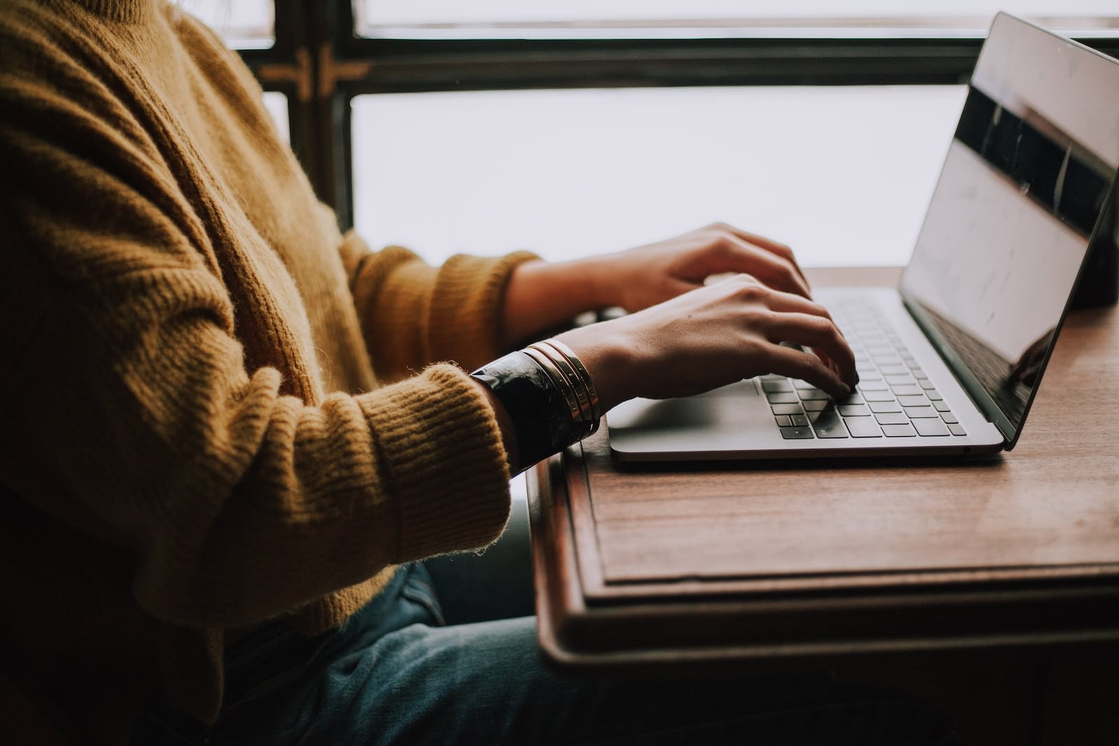 Jetpack 12.7: A Leap Forward in AI-Assisted Content Creation and Social Sharing